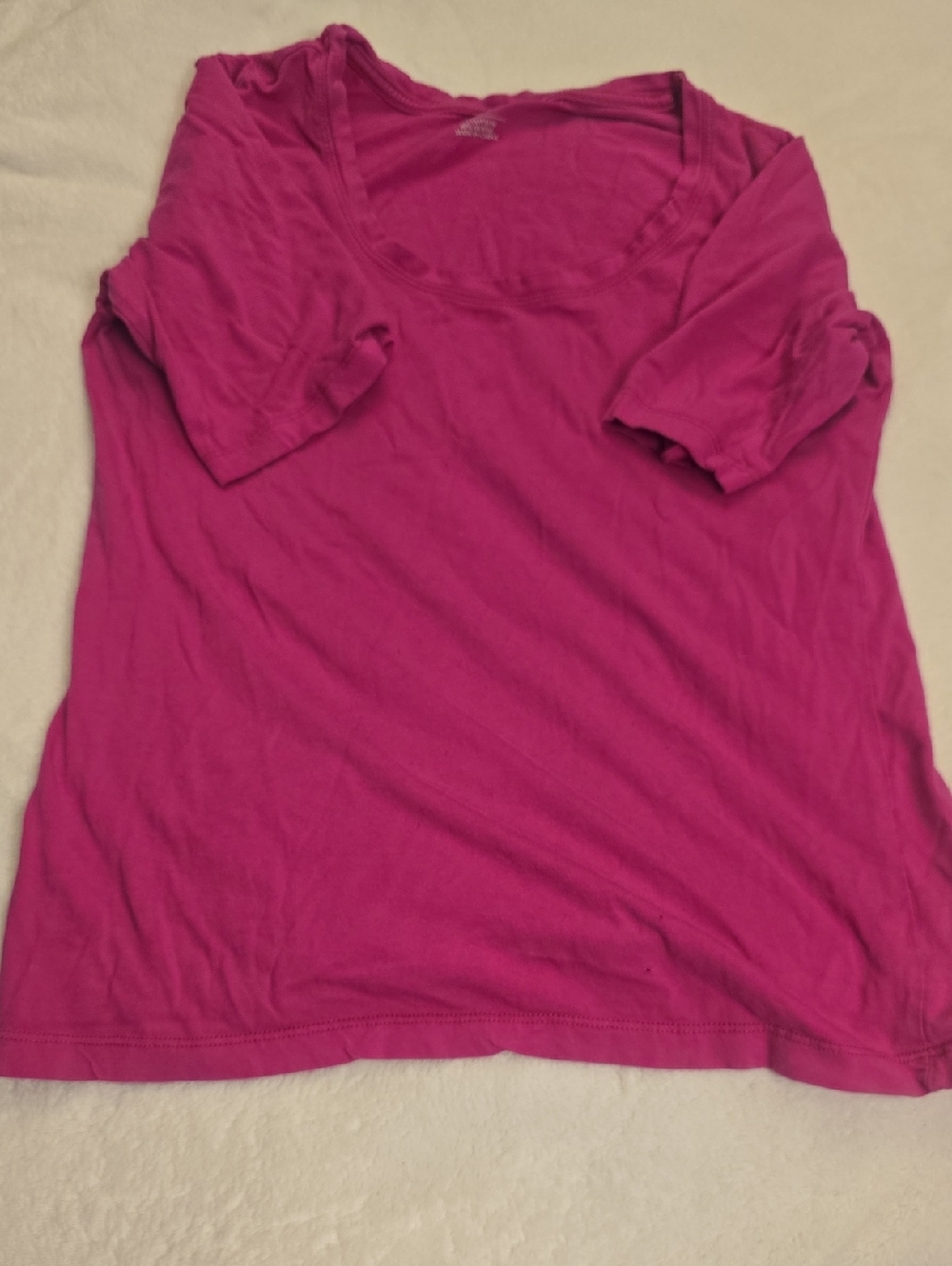 Women’s Scoop Neck Short Sleeve Top - Fuchsia Pink